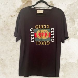 Authentic Gucci T-Shirt - Worn Once - Fits like L, labeled as XL